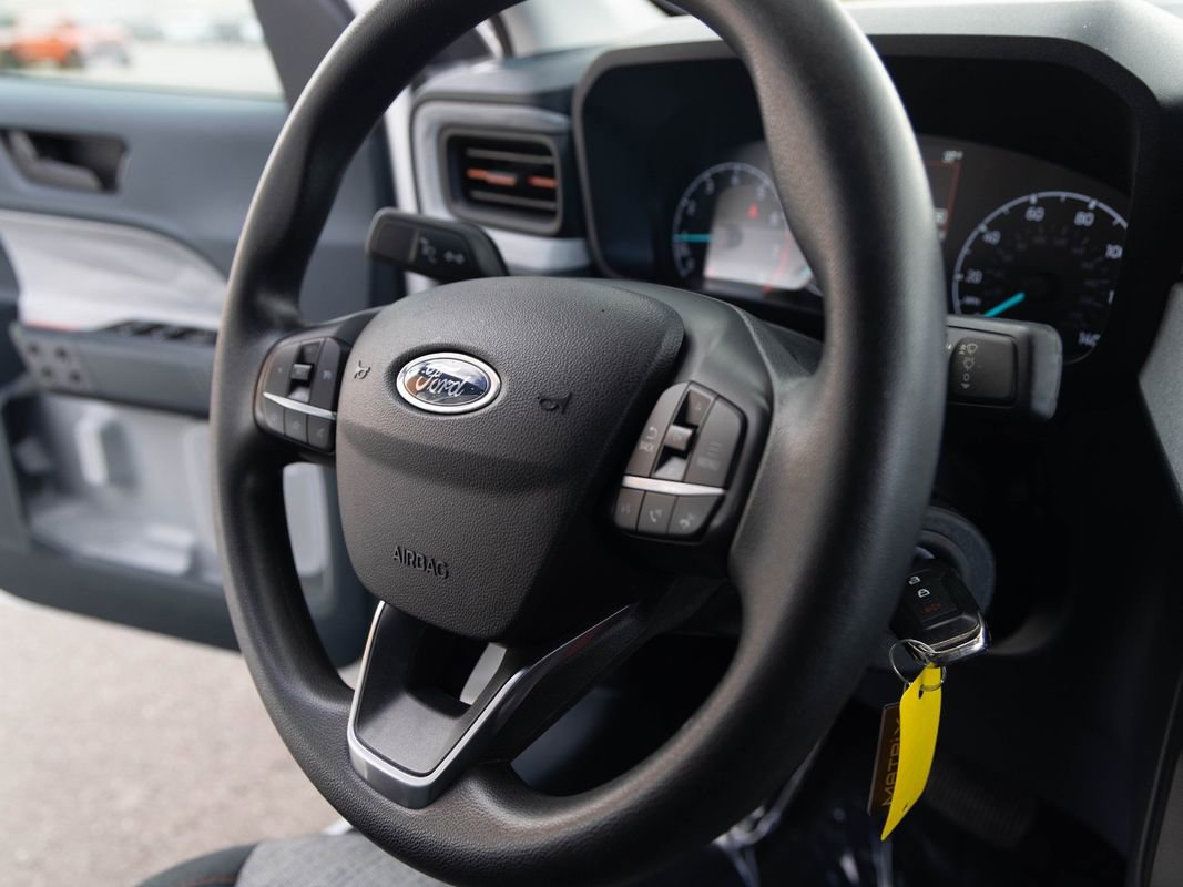 Used 2022 Ford Maverick XLT image 17