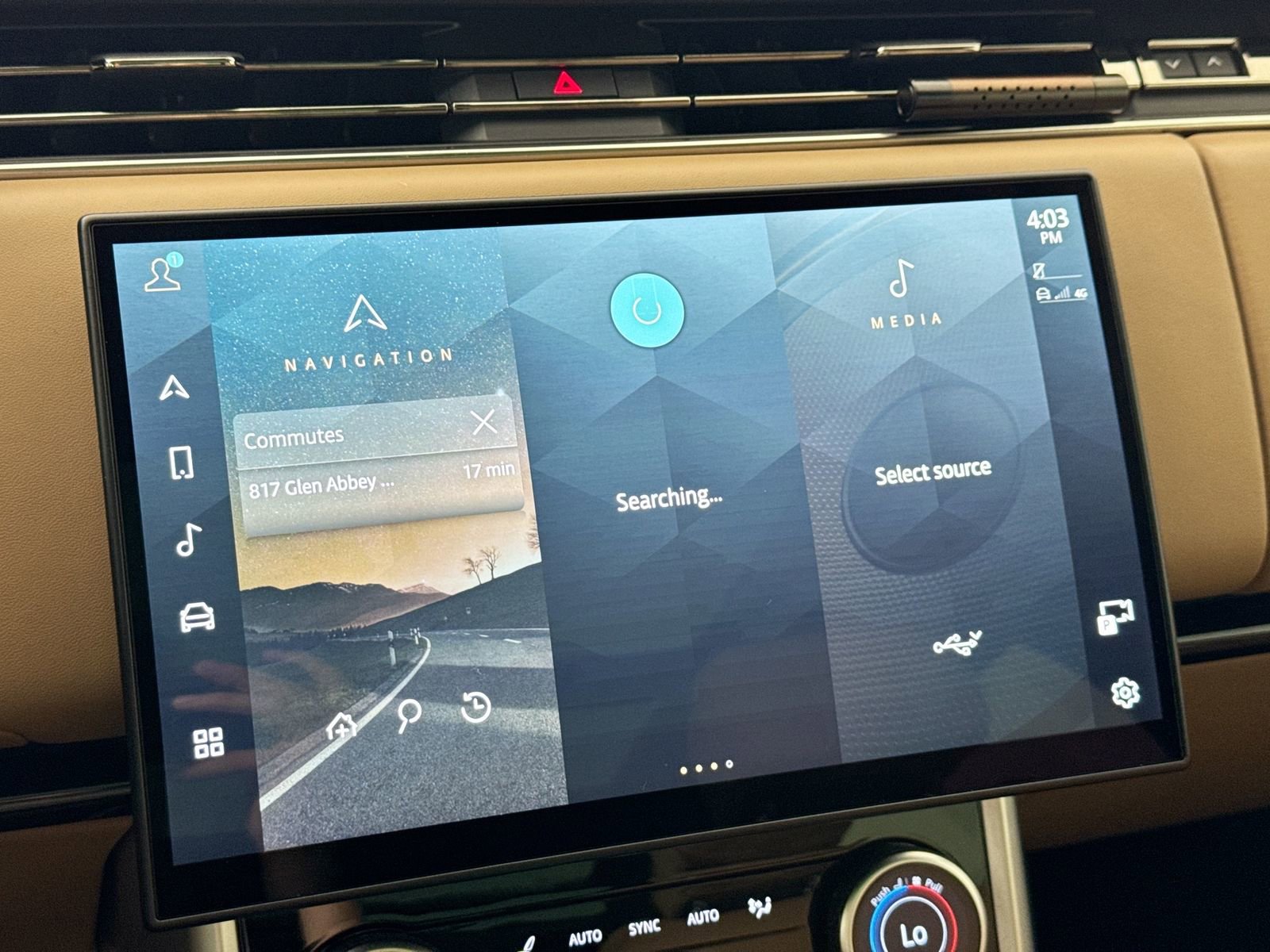 Used 2023 Land Rover Range Rover SE image 16