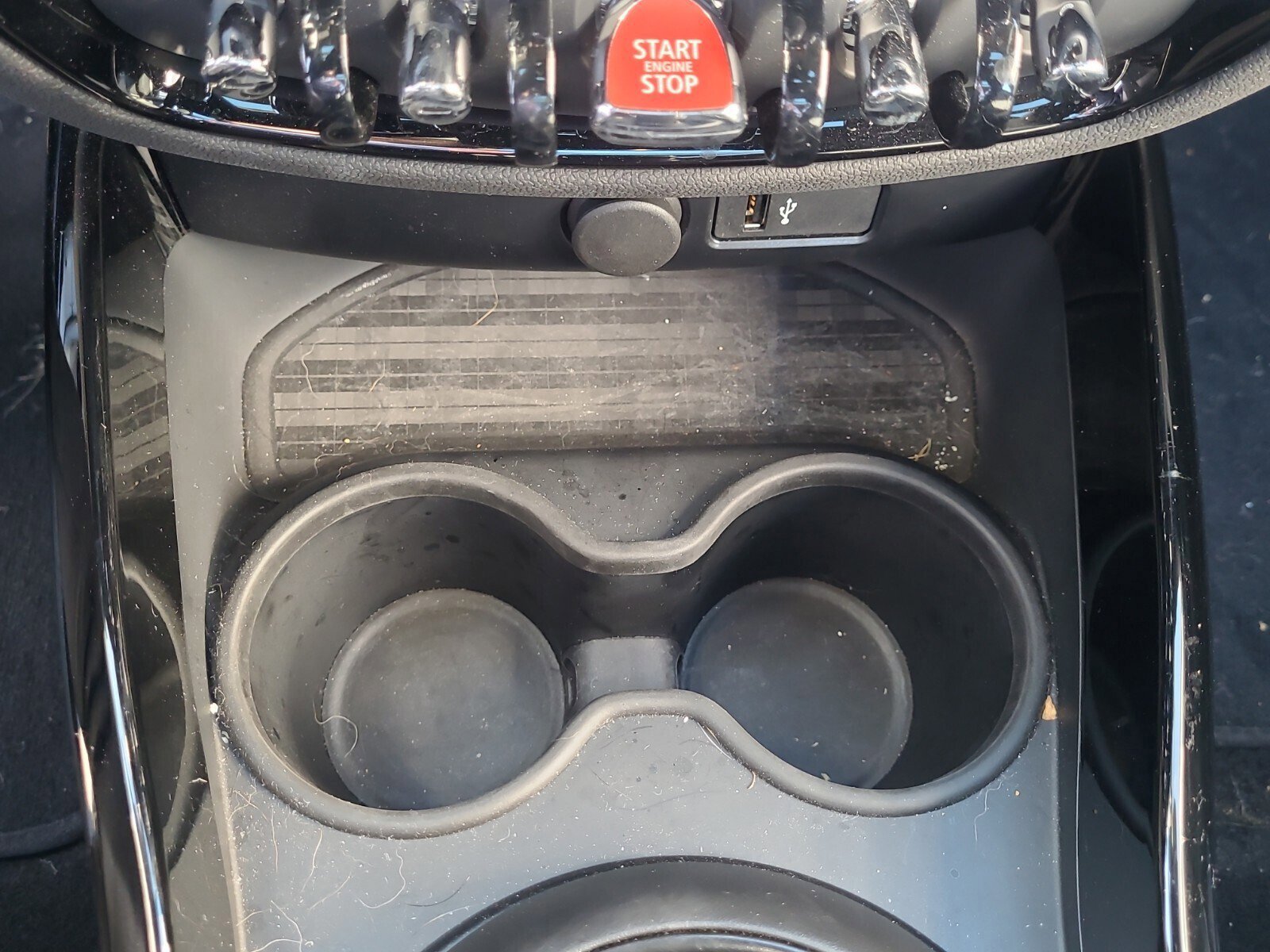 Used 2022 MINI Cooper Clubman John Cooper Works image 17