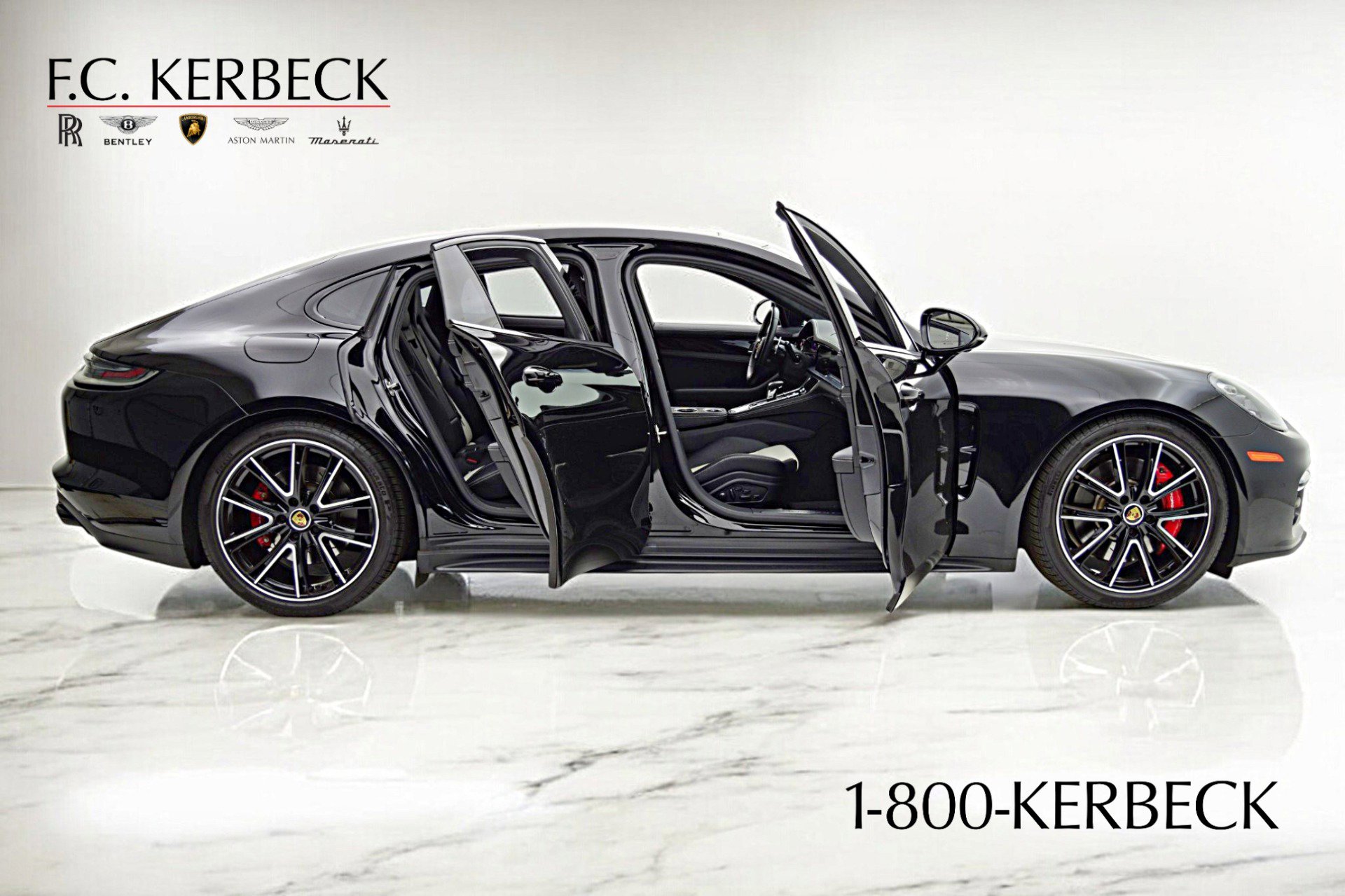 Used 2023 Porsche Panamera GTS image 12