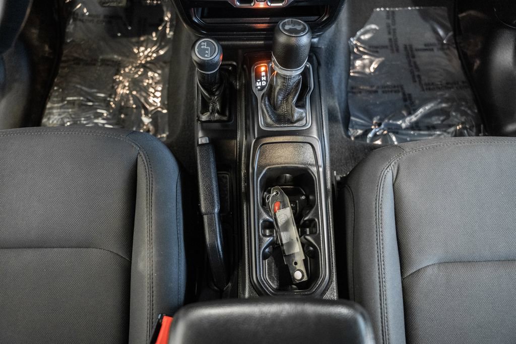 Used 2022 Jeep Wrangler Unlimited Sport AWD/4WD image 30