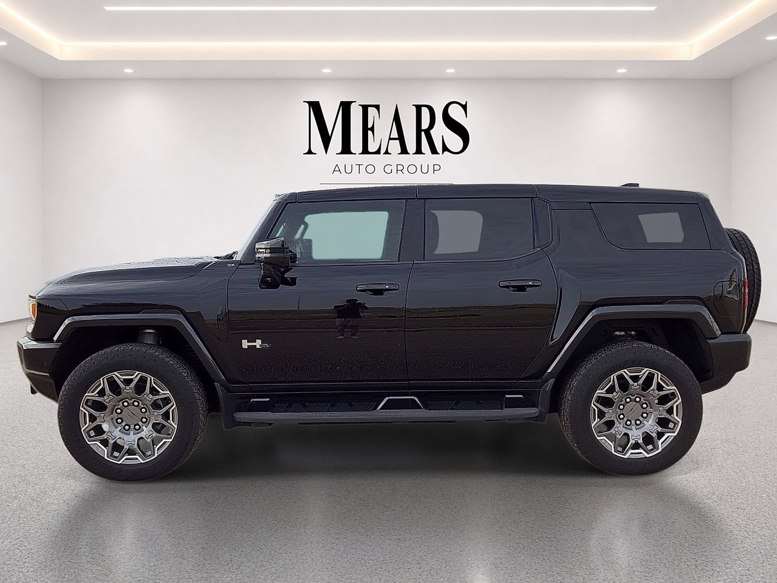 Used 2024 GMC Hummer EV 3X AWD/4WD image 2