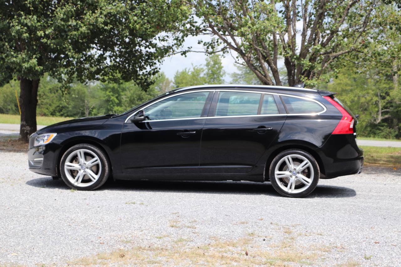 Used 2016 Volvo V60 T5 Premier AWD/4WD image 40