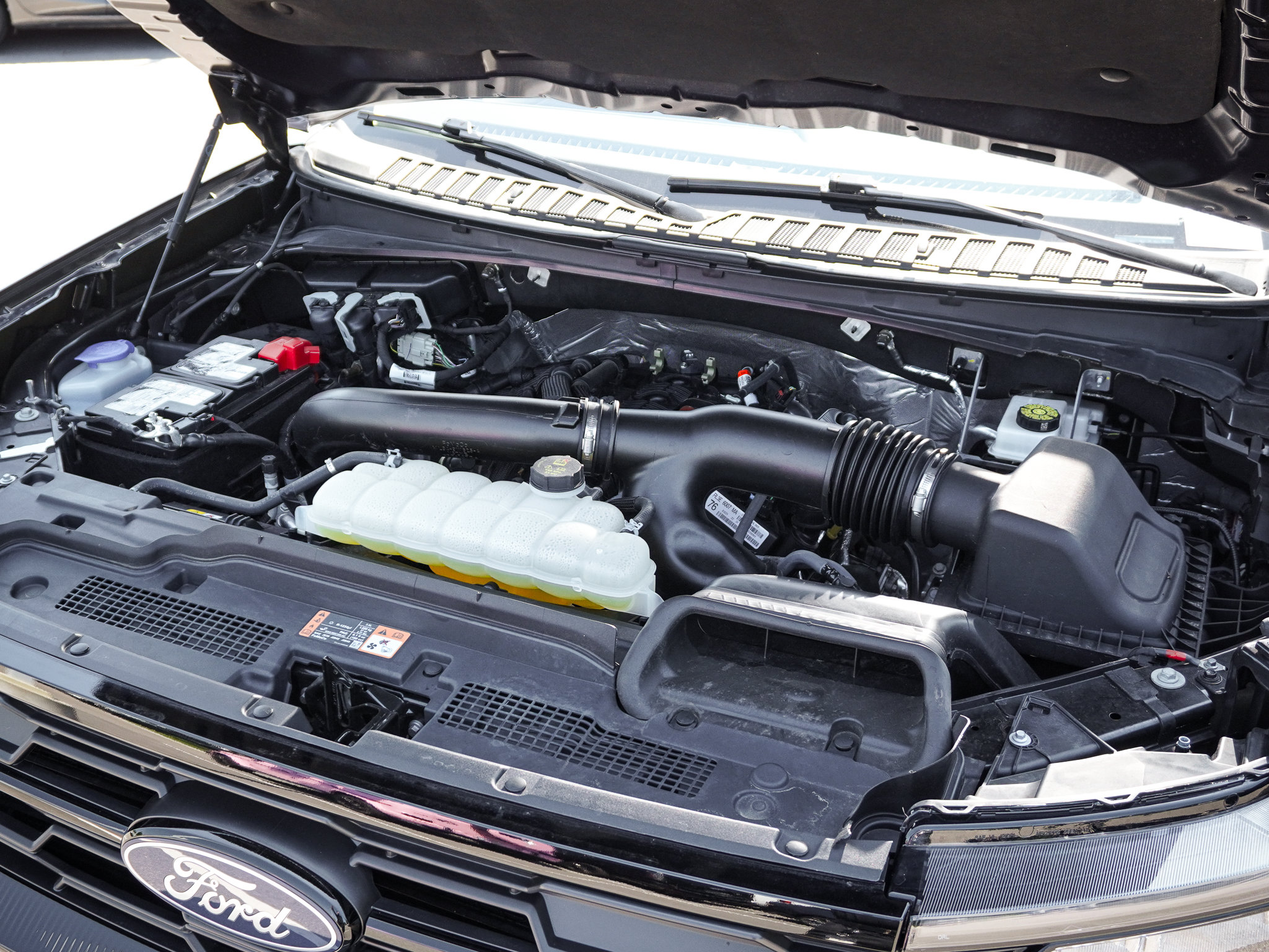 Used 2025 Ford Expedition Active AWD/4WD image 37