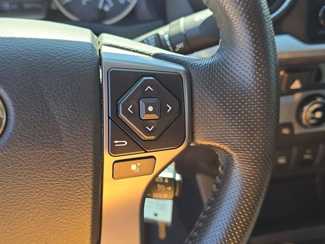 Used 2017 Toyota Tacoma SR5 w/ Tow Package image 30