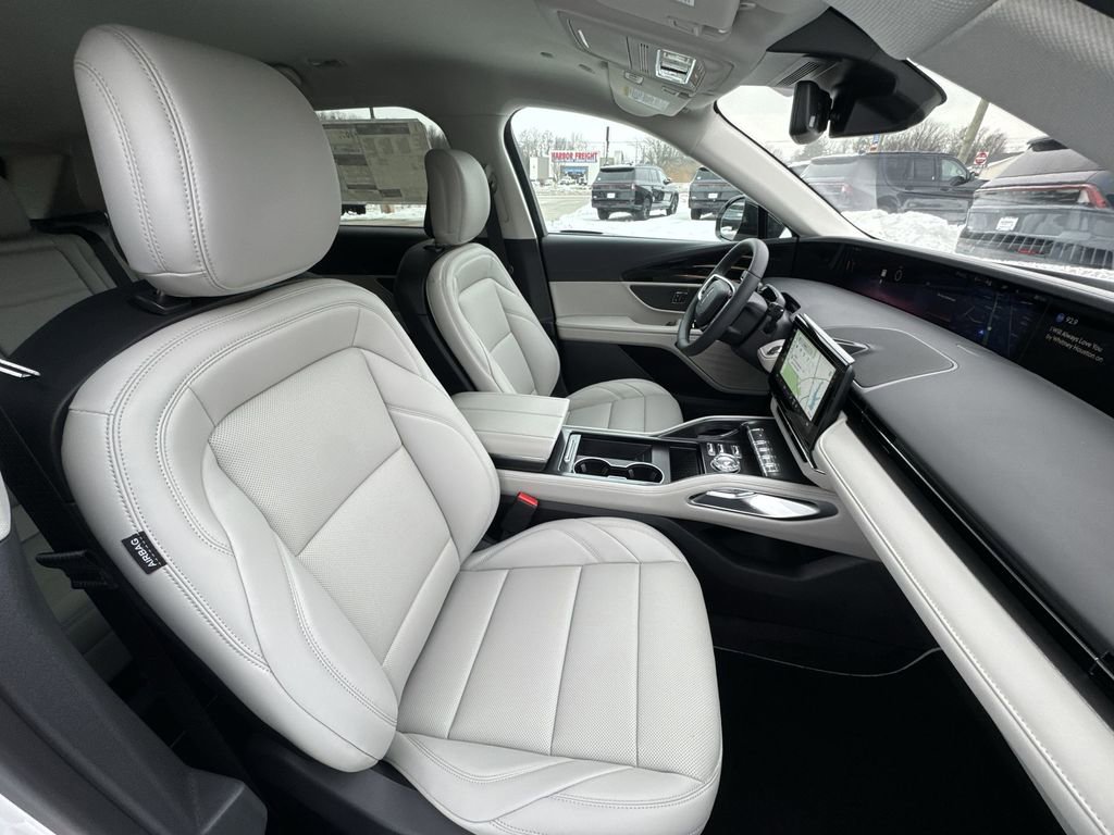 New 2026 Lincoln Nautilus Premier image 24