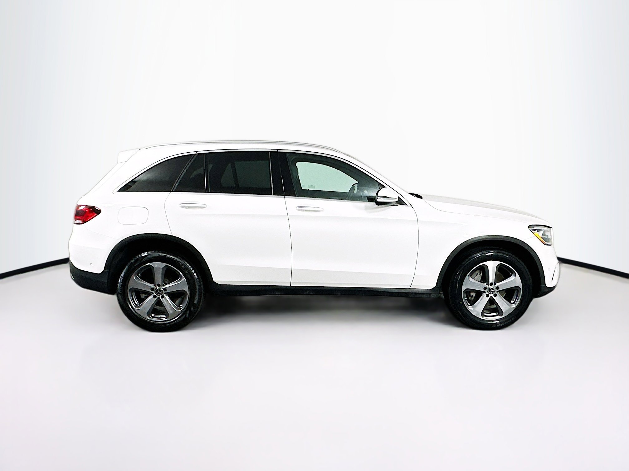 Used 2022 Mercedes-Benz GLC 300 4MATIC w/ Premium Package Lite image 10