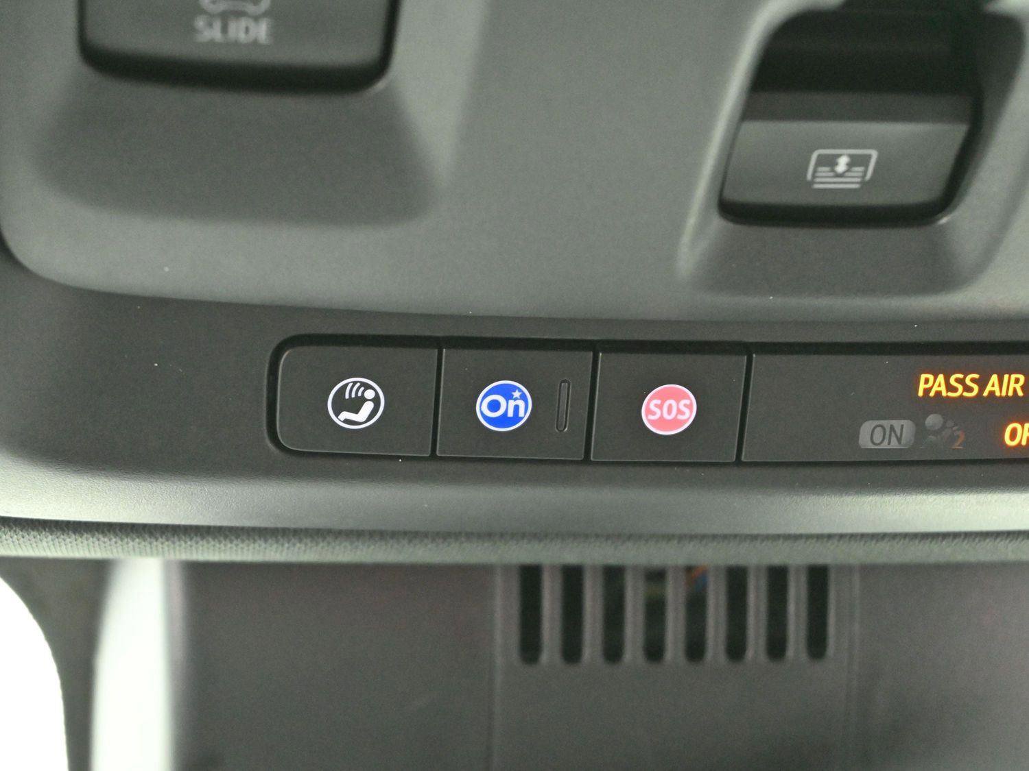 Used 2023 GMC Yukon SLT w/ SLT Premium Package image 28