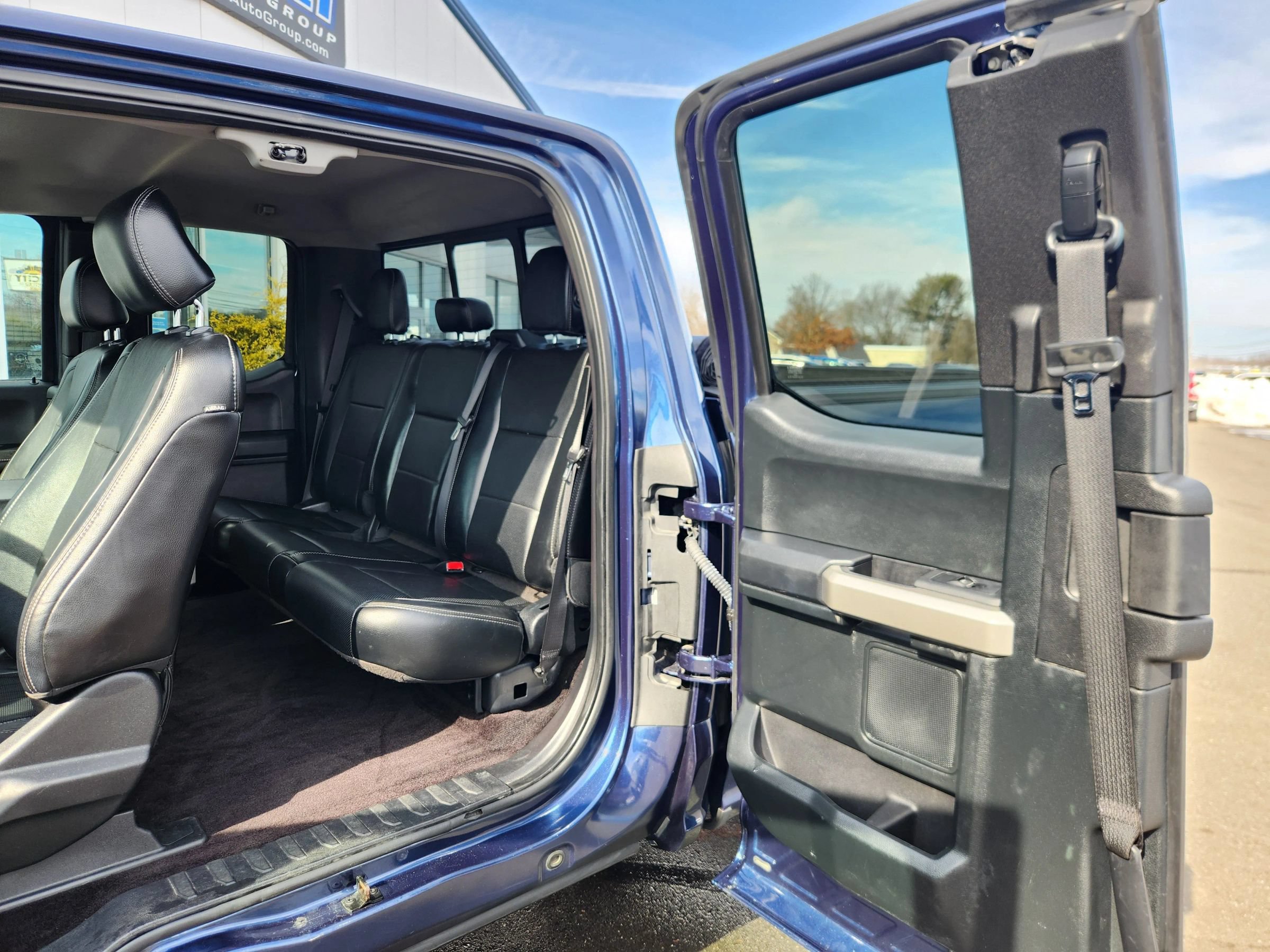Used 2016 Ford F150 Lariat w/ Equipment Group 501A Mid AWD/4WD image 44
