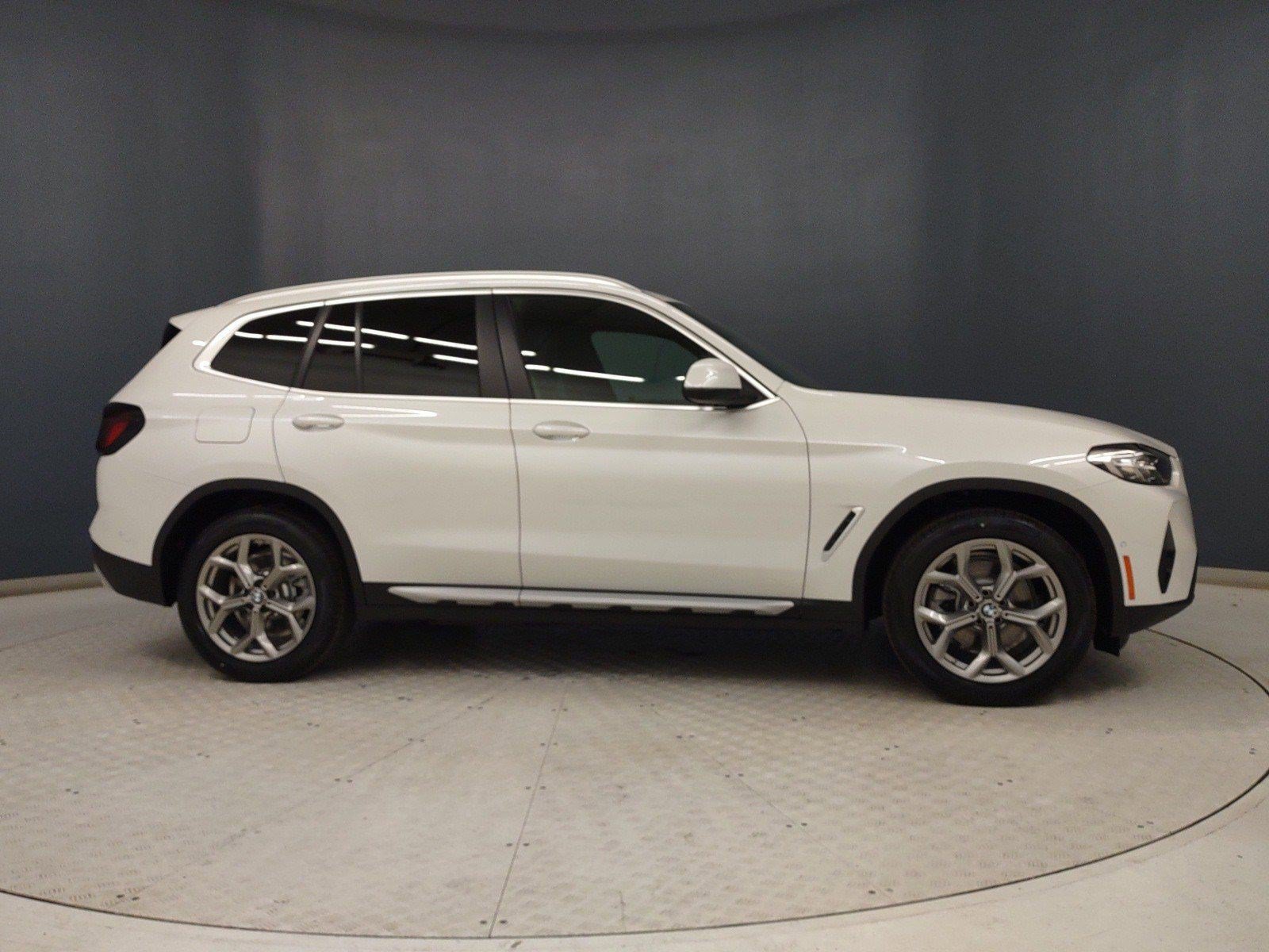 New 2024 BMW X3 sDrive30i w/ Convenience Package RWD image 8