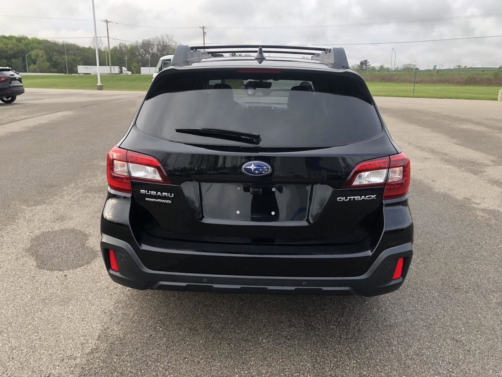 Used 2019 Subaru Outback 2.5i Limited AWD/4WD image 7