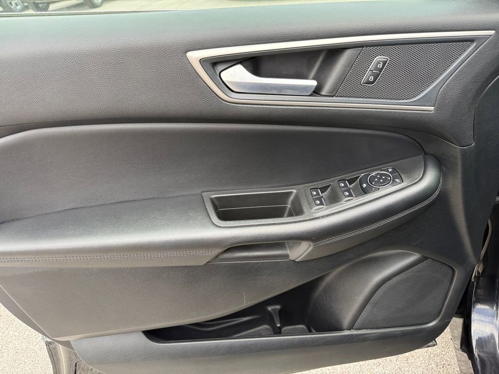 Used 2014 Ford Edge Limited w/ Equipment Group 302A AWD/4WD image 26
