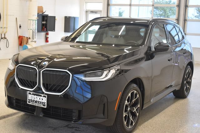 Used 2025 BMW X3 xDrive30i AWD/4WD image 9