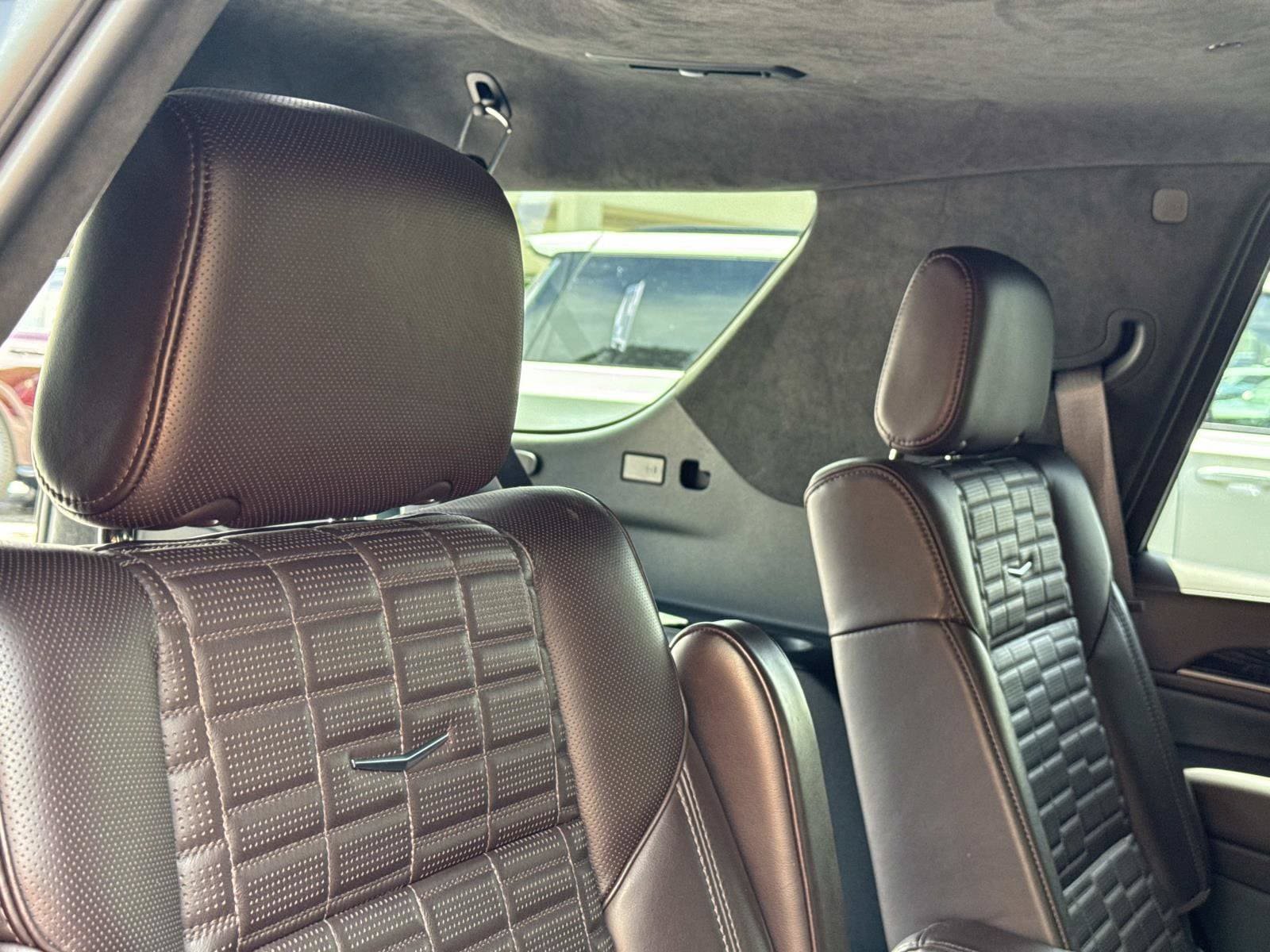 Certified 2023 Cadillac Escalade V w/ LPO, ONYX Package AWD/4WD image 27