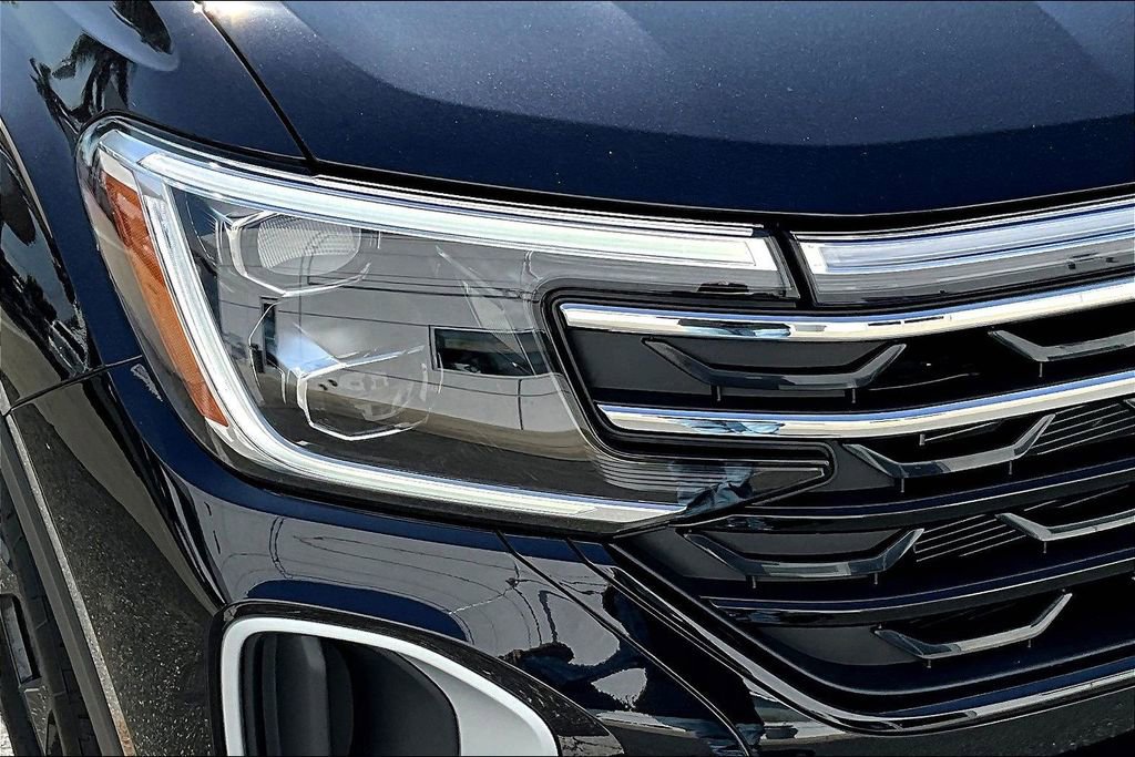 New 2026 Volkswagen Atlas Peak Edition image 31