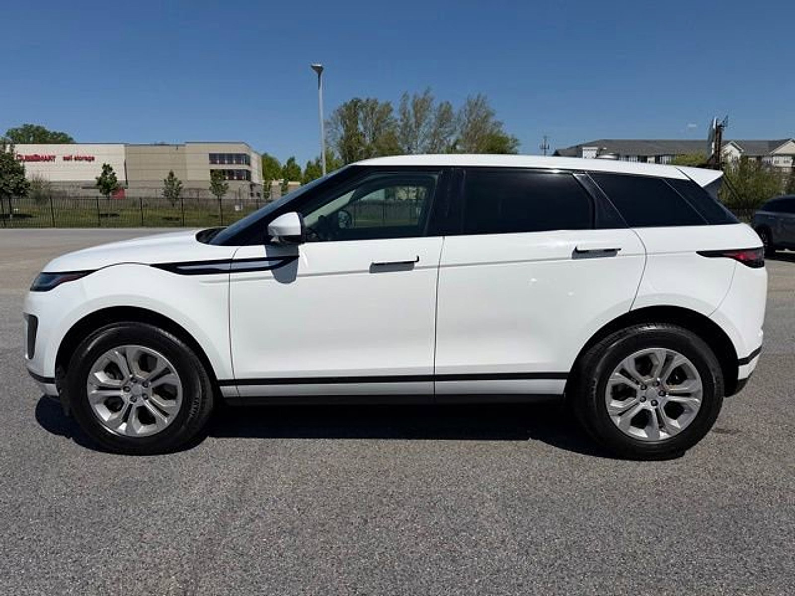 Used 2020 Land Rover Range Rover Evoque S AWD/4WD image 4
