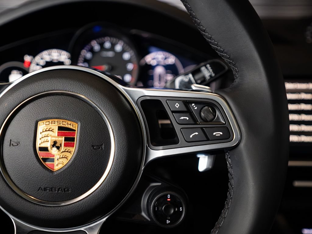 Certified 2023 Porsche Cayenne Coupe AWD/4WD image 15