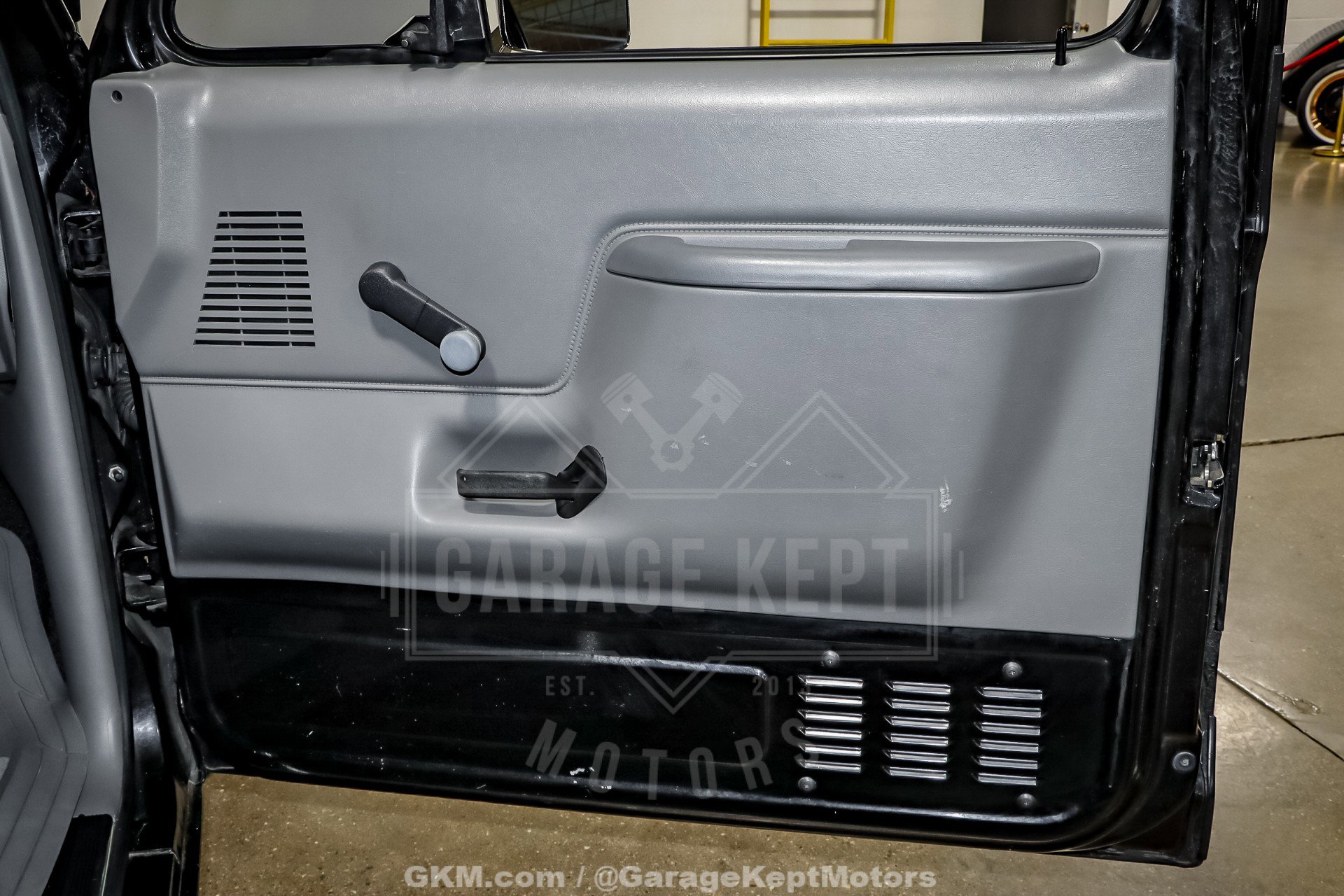 Used 1987 Ford F150 2WD Regular Cab image 64