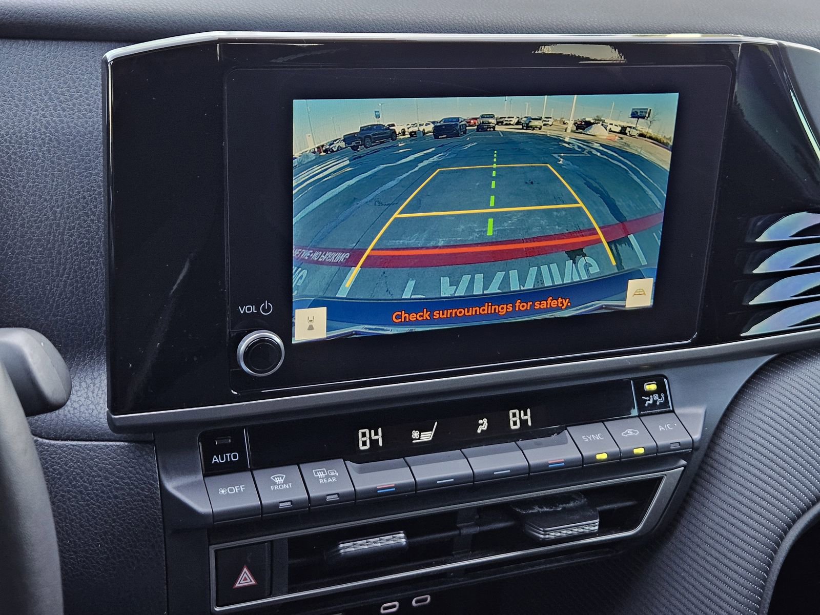 Used 2025 Toyota Camry SE w/ Convenience Package image 22