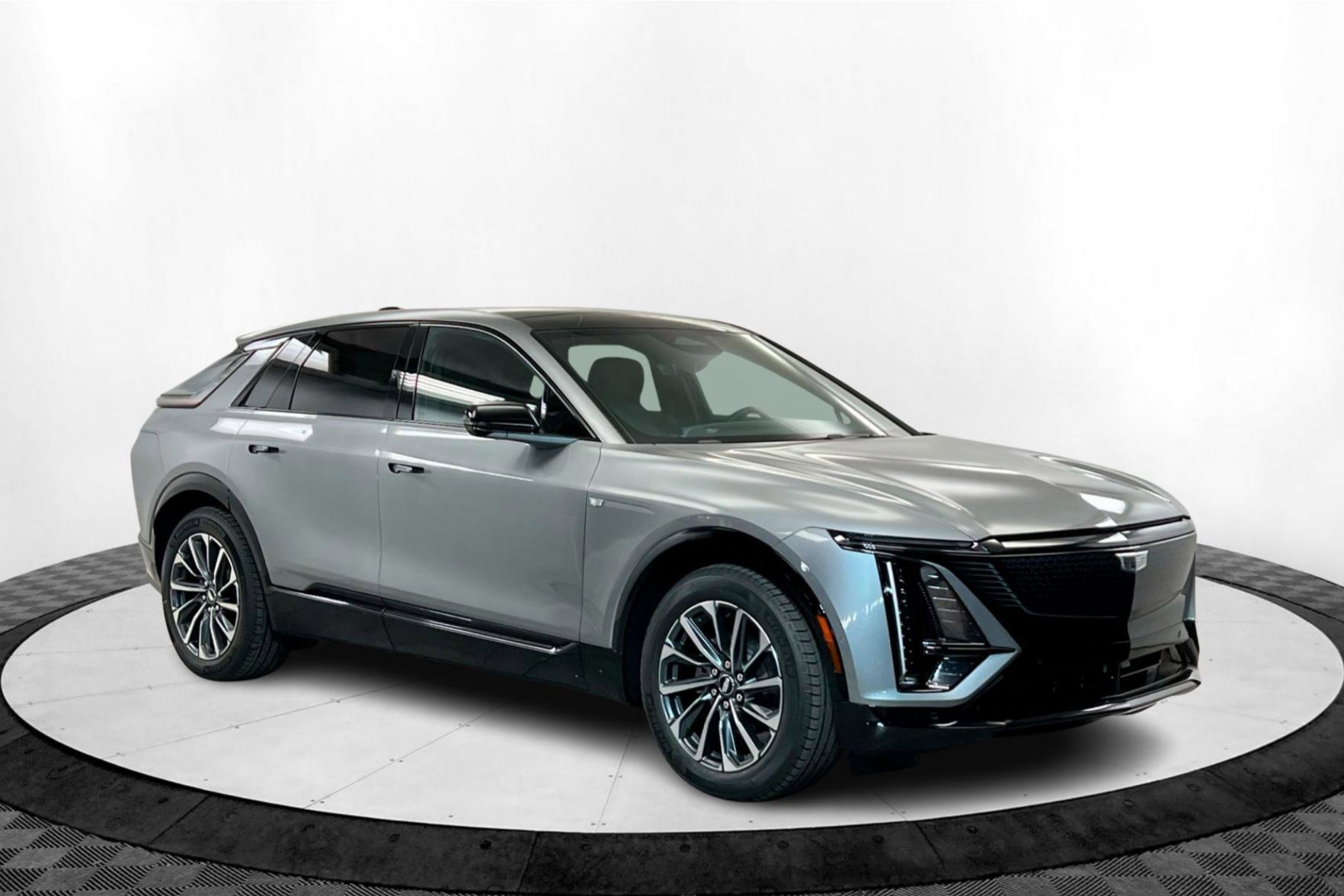 New 2025 Cadillac Lyriq Sport w/ LPO, Floor Liner Package image 8