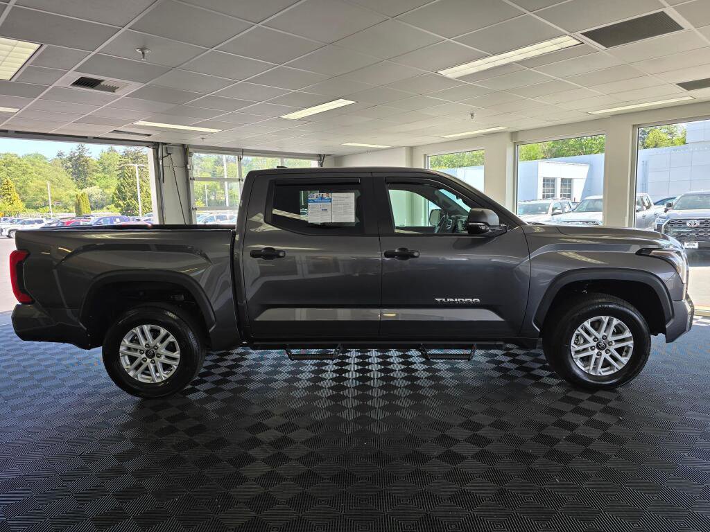 Used 2025 Toyota Tundra SR5 w/ SR5 Convenience Package AWD/4WD image 2