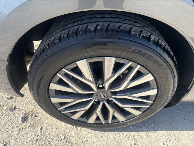 Used 2024 Nissan Altima 2.5 SV image 21