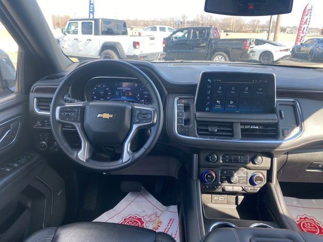 Used 2023 Chevrolet Suburban LT image 14