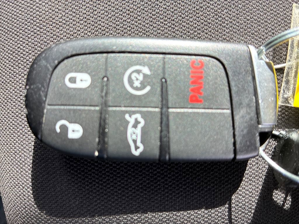 Used 2023 Dodge Charger SXT AWD/4WD image 30