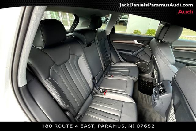 Used 2023 Audi Q5 e Premium Plus w/ Premium Plus Package image 19