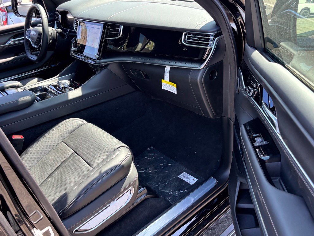New 2026 Jeep Grand Wagoneer Summit w/ Premium Group III AWD/4WD image 27