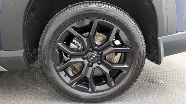 Used 2025 Honda Pilot Sport image 32