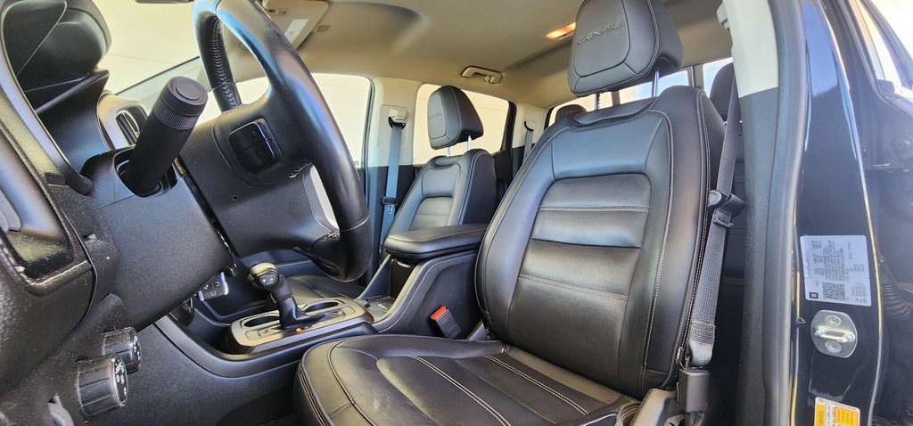Used 2020 GMC Canyon Denali AWD/4WD image 12