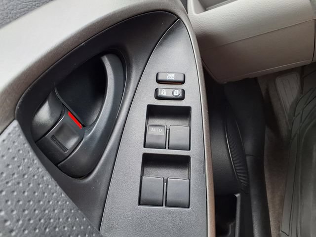 Used 2009 Toyota RAV4 2WD image 18