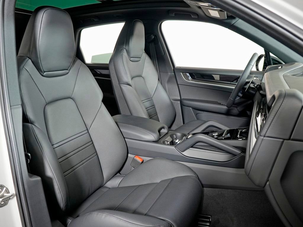 New 2026 Porsche Cayenne S AWD/4WD image 38