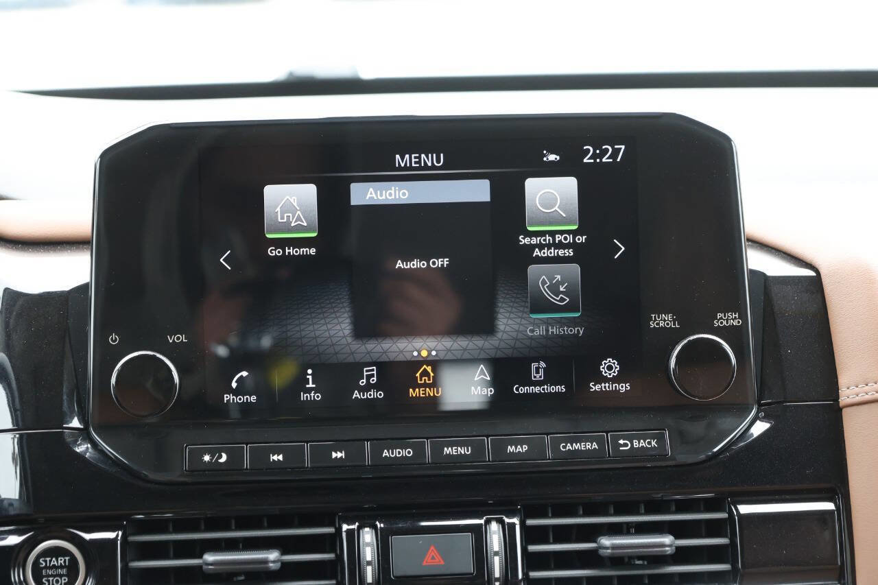 Used 2023 Nissan Pathfinder Platinum image 21