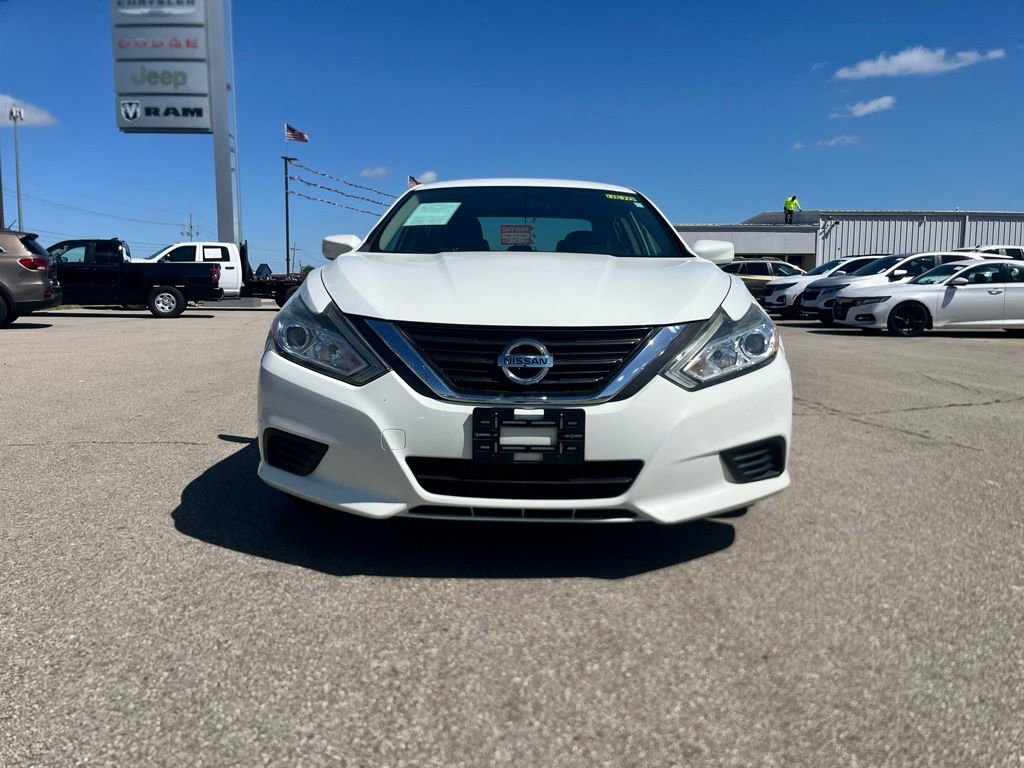 Used 2016 Nissan Altima 2.5 S w/ Power Driver Seat Package FWD image 3