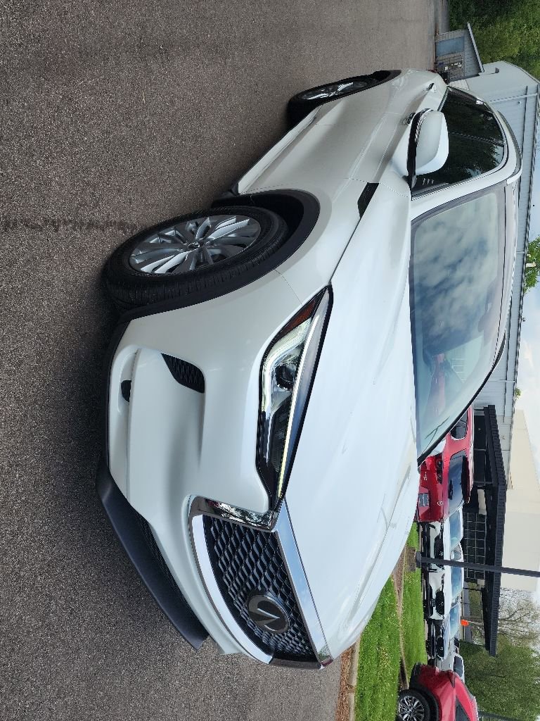 Used 2023 INFINITI QX50 Luxe AWD/4WD image 3