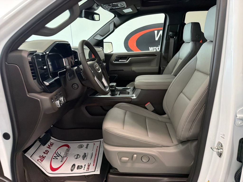 New 2026 GMC Sierra 1500 SLT w/ SLT Premium Plus Package AWD/4WD image 9