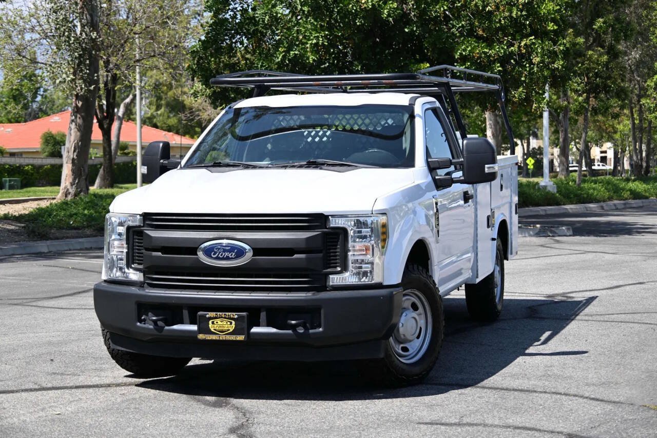 Used 2019 Ford F350 XL w/ Power Equipment Group RWD image 1