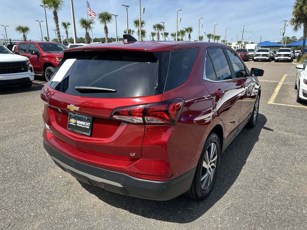 Used 2024 Chevrolet Equinox LT FWD image 16