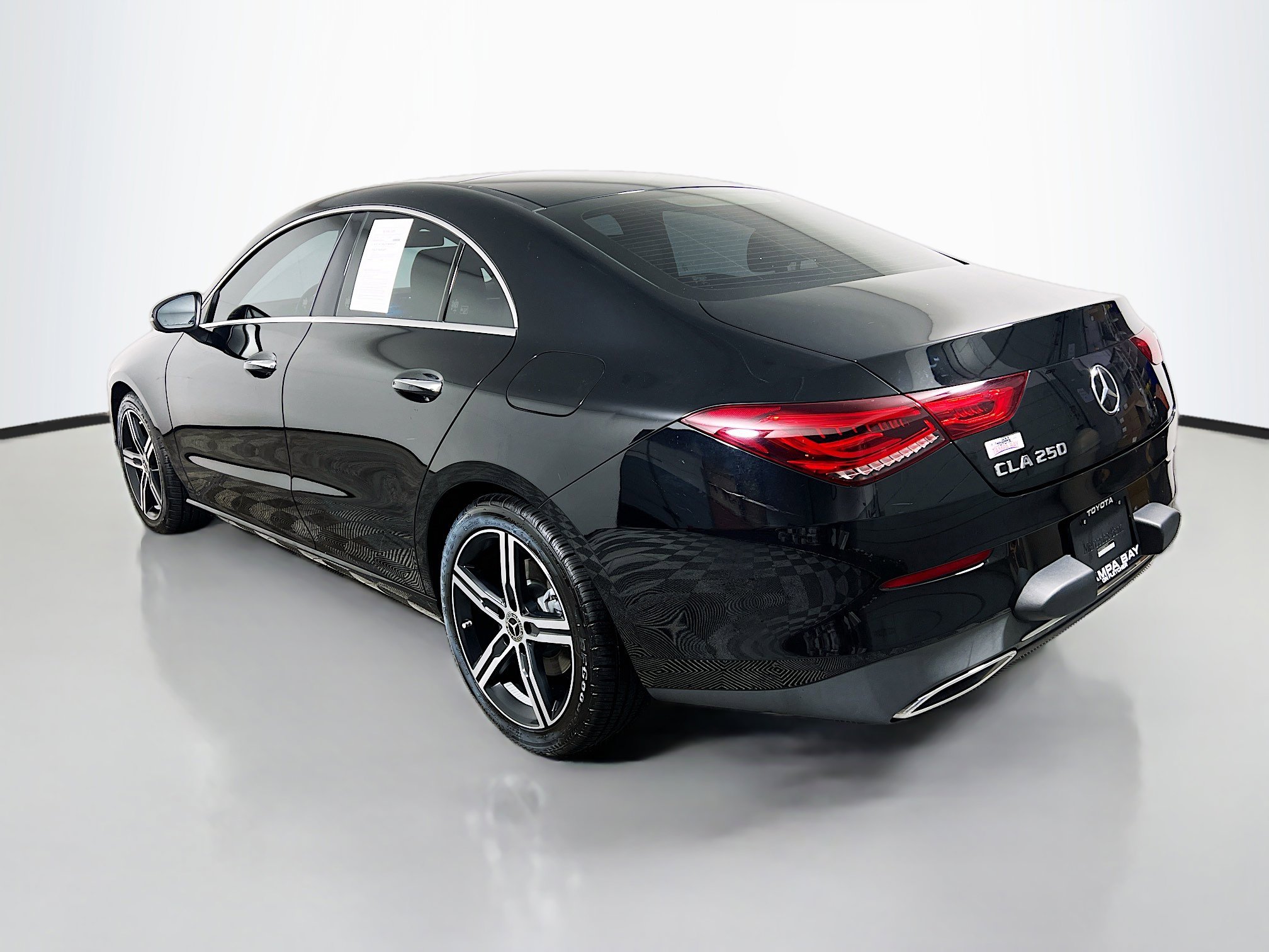 Used 2021 Mercedes-Benz CLA 250 image 8