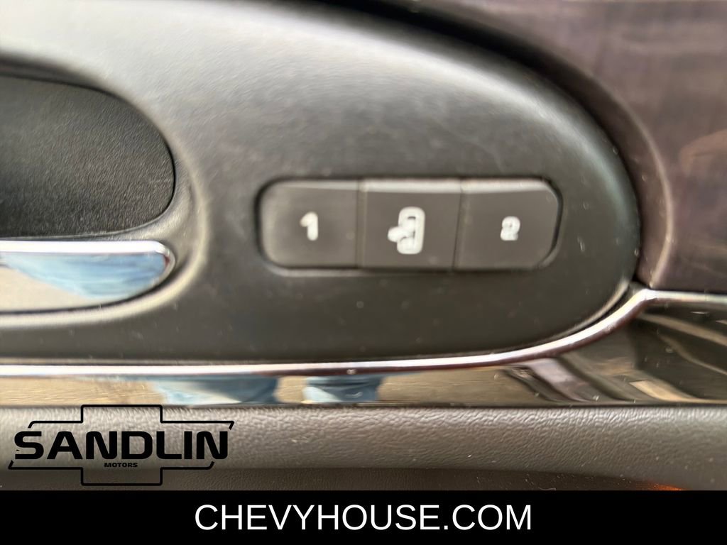 Used 2016 Buick Enclave Premium w/ Experience Buick Package image 18