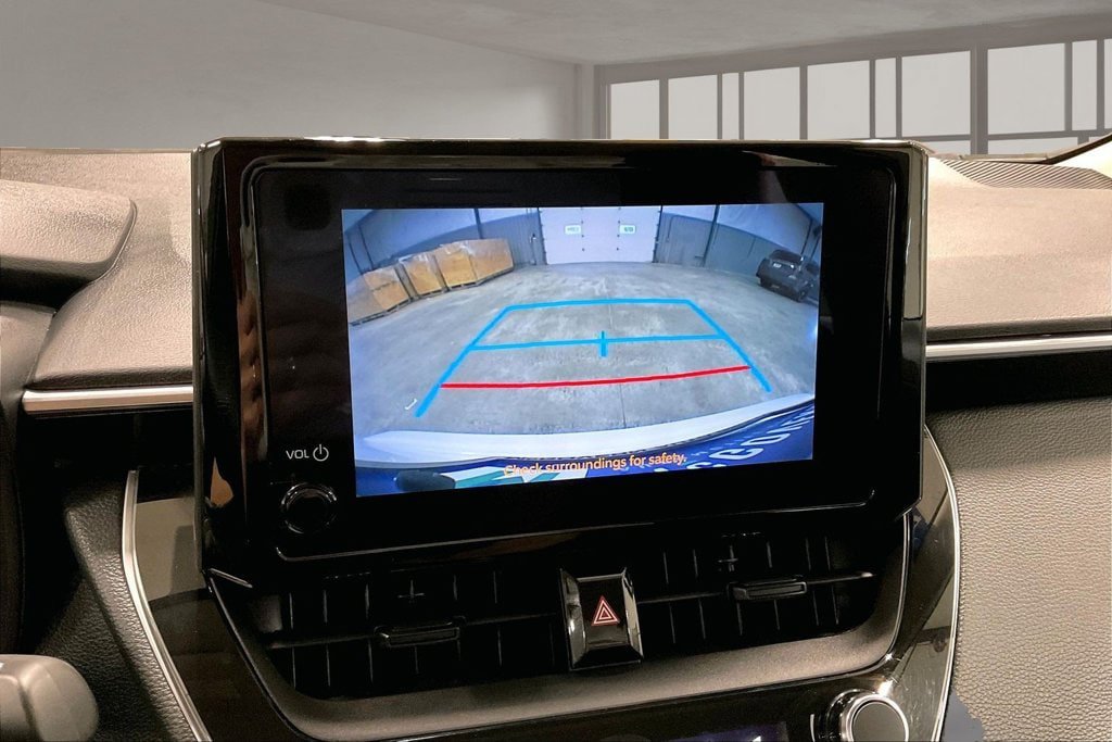 Used 2023 Toyota Corolla LE FWD image 15