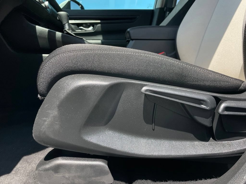 Certified 2025 Honda CR-V LX image 24