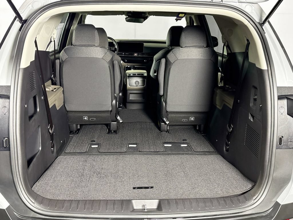 New 2027 Kia Carnival LX FWD image 20