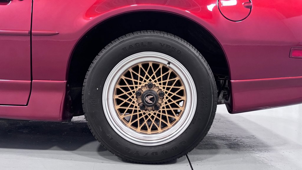 Used 1987 Pontiac Firebird Trans Am RWD image 30