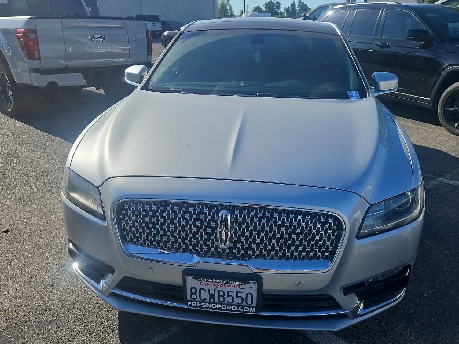 Used 2018 Lincoln Continental Select FWD image 4