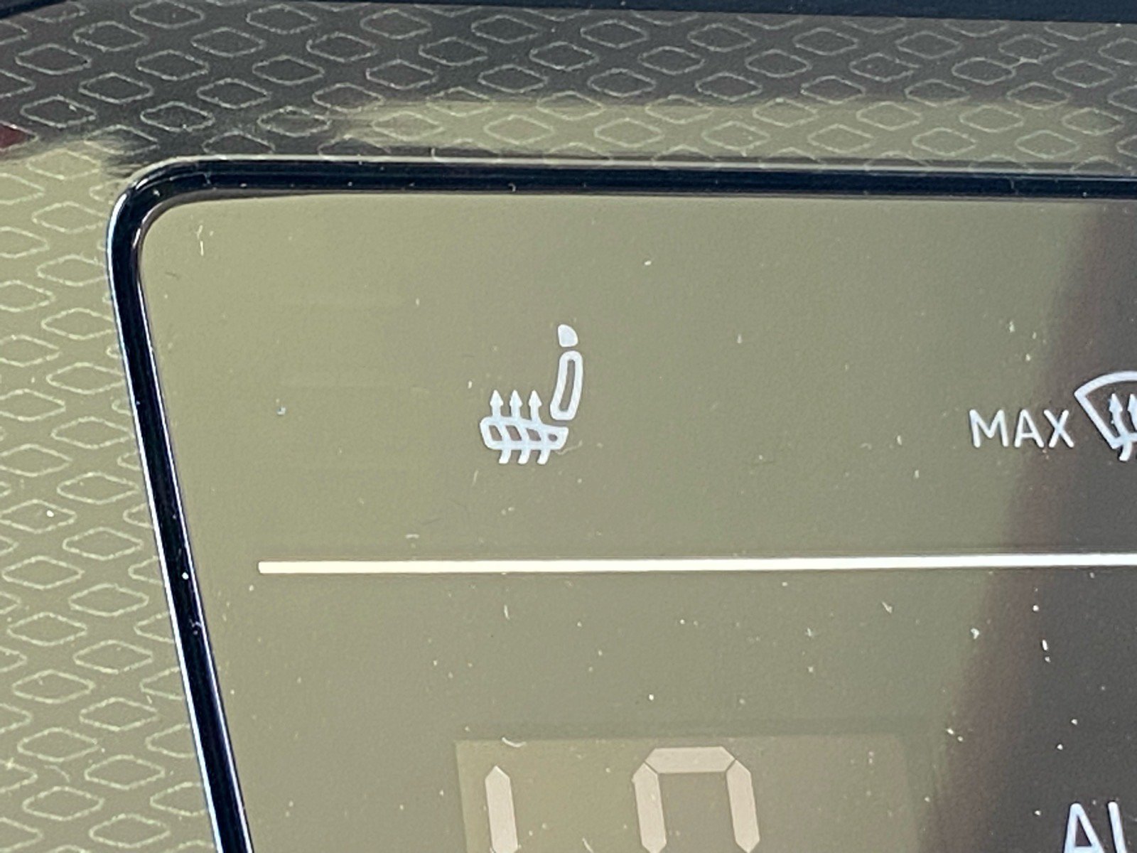 New 2026 Volkswagen Taos SE AWD/4WD image 10