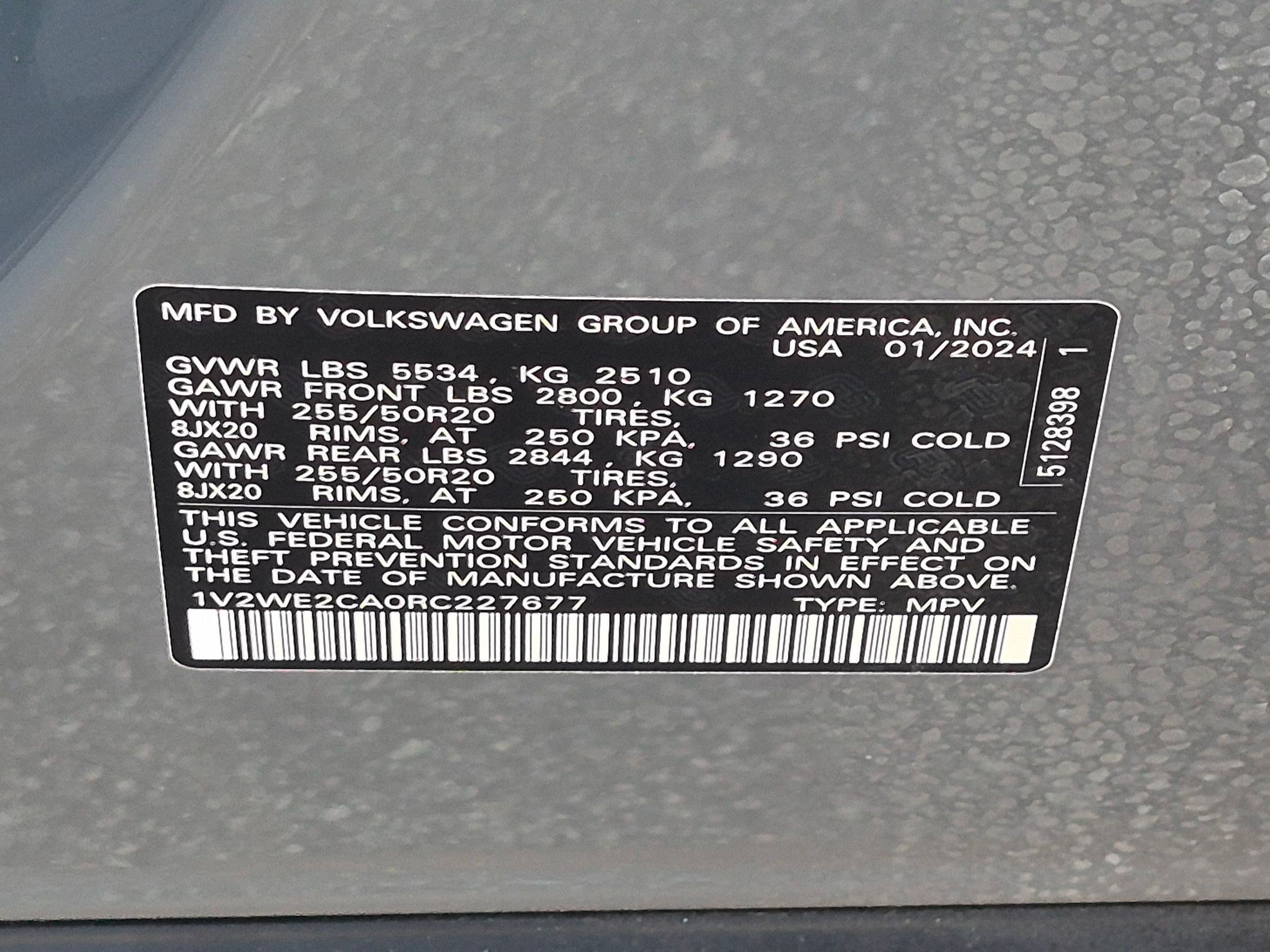 Used 2024 Volkswagen Atlas Cross Sport SE FWD image 39