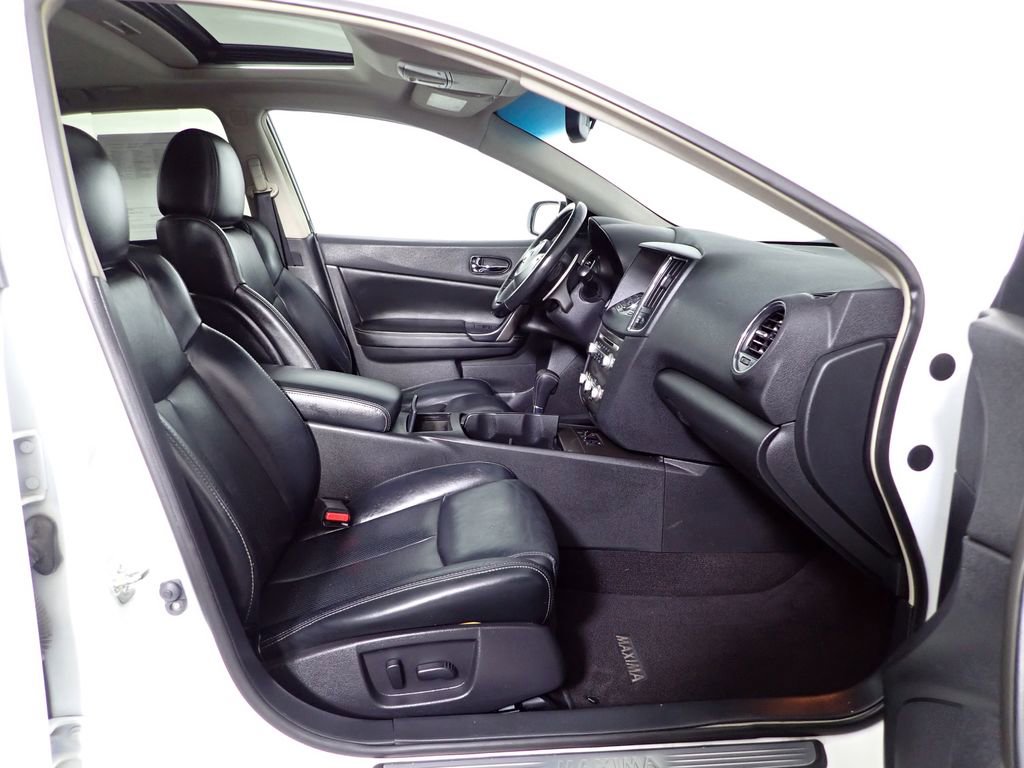 Used 2014 Nissan Maxima 3.5 SV w/ Sport Package image 34